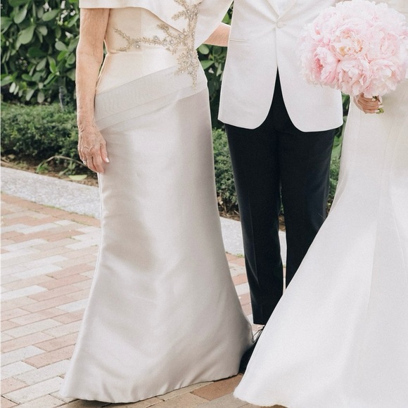 Terani Couture - 2011M2159 Off-Shoulder Mermaid Mother of the Bride Dress - Picture 3 of 12